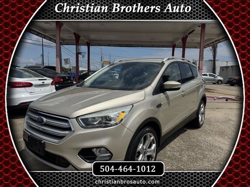 Used 2018 Ford Escape Titanium FWD image 1