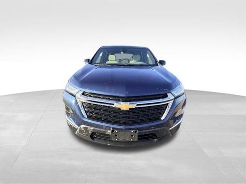 Certified 2022 Chevrolet Traverse LS image 3