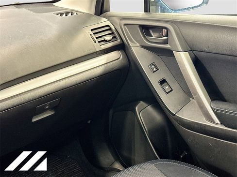 Used 2015 Subaru Forester 2.5i Premium image 26