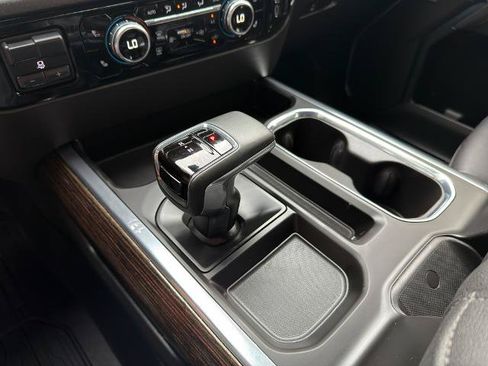 Used 2025 GMC Sierra 1500 Elevation w/ Elevation Premium Package AWD/4WD image 36