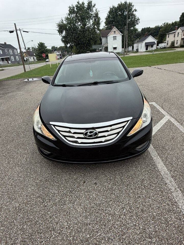 Used 2012 Hyundai Sonata SE w/ Navigation & Sunroof Pkg FWD image 6
