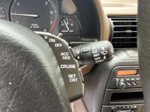 Used 1999 Saturn S-Series SW2 w/ SW2 Option Pkg 1 FWD image 26