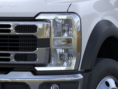 New 2026 Ford F600 2WD Regular Cab Super Duty image 18