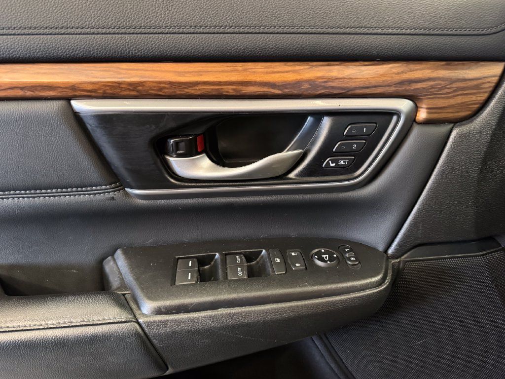 Used 2021 Honda CR-V Touring image 19