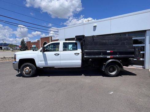 Used 2018 Chevrolet Silverado 3500 W/T w/ WT Convenience Package AWD/4WD image 2