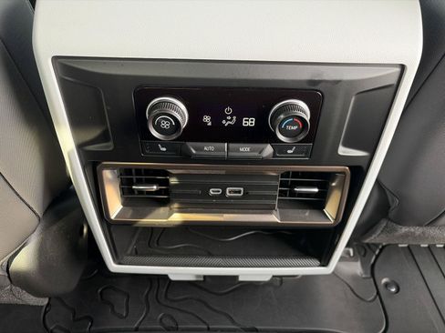 Used 2025 GMC Hummer EV 3X AWD/4WD image 17