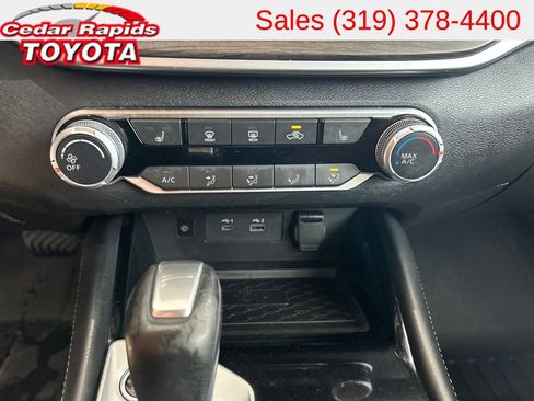 Used 2024 Nissan Altima 2.5 SV w/ SV Premium Package AWD/4WD image 26