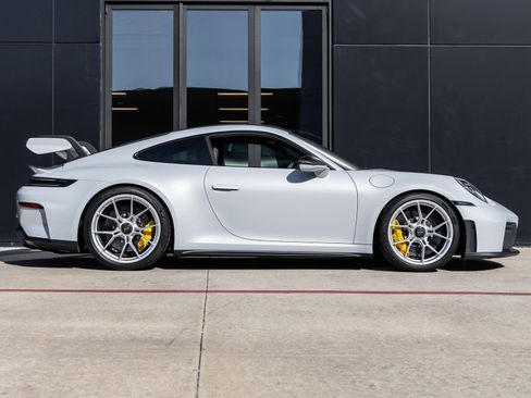 Used 2026 Porsche 911 GT3 image 12