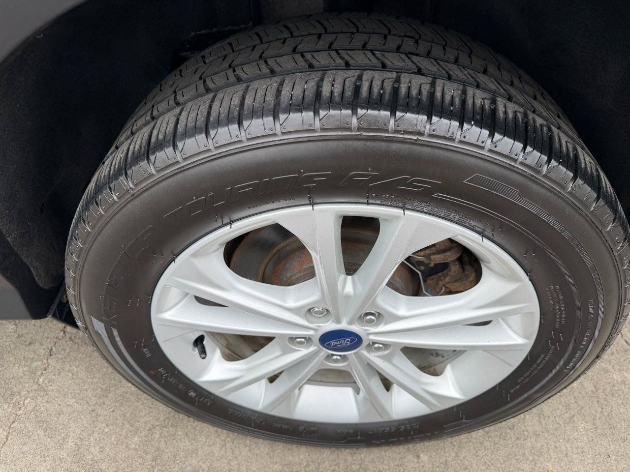 Used 2017 Ford Escape SE AWD/4WD image 17
