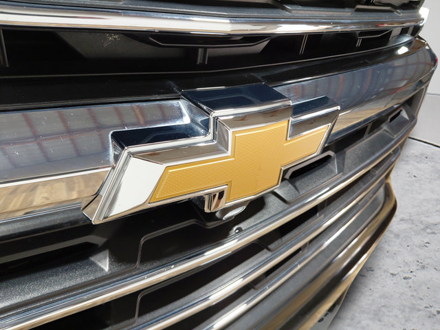 Used 2026 Chevrolet Traverse LT FWD image 12