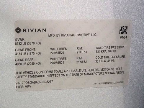 Used 2024 Rivian R1S AWD Adventure image 90