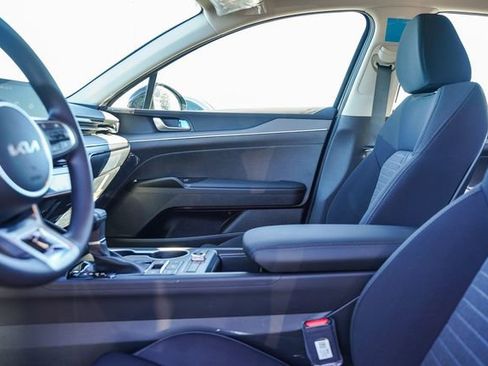New 2026 Kia K5 LXS image 19