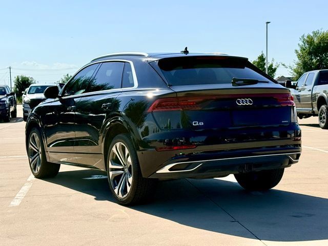Used 2019 Audi Q8 Prestige w/ Towing Package AWD/4WD image 11