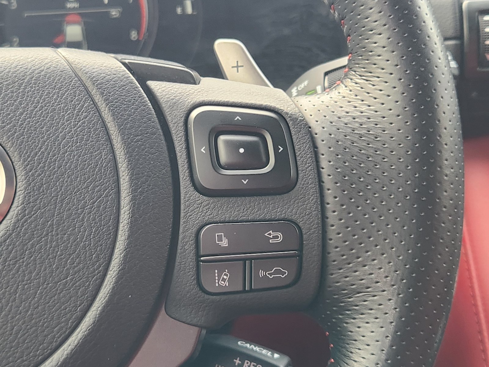 Used 2023 Lexus IS 350 F Sport RWD image 40
