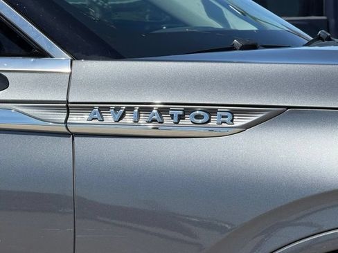 Used 2021 Lincoln Aviator Reserve w/ Equipment Group 210A AWD/4WD image 5