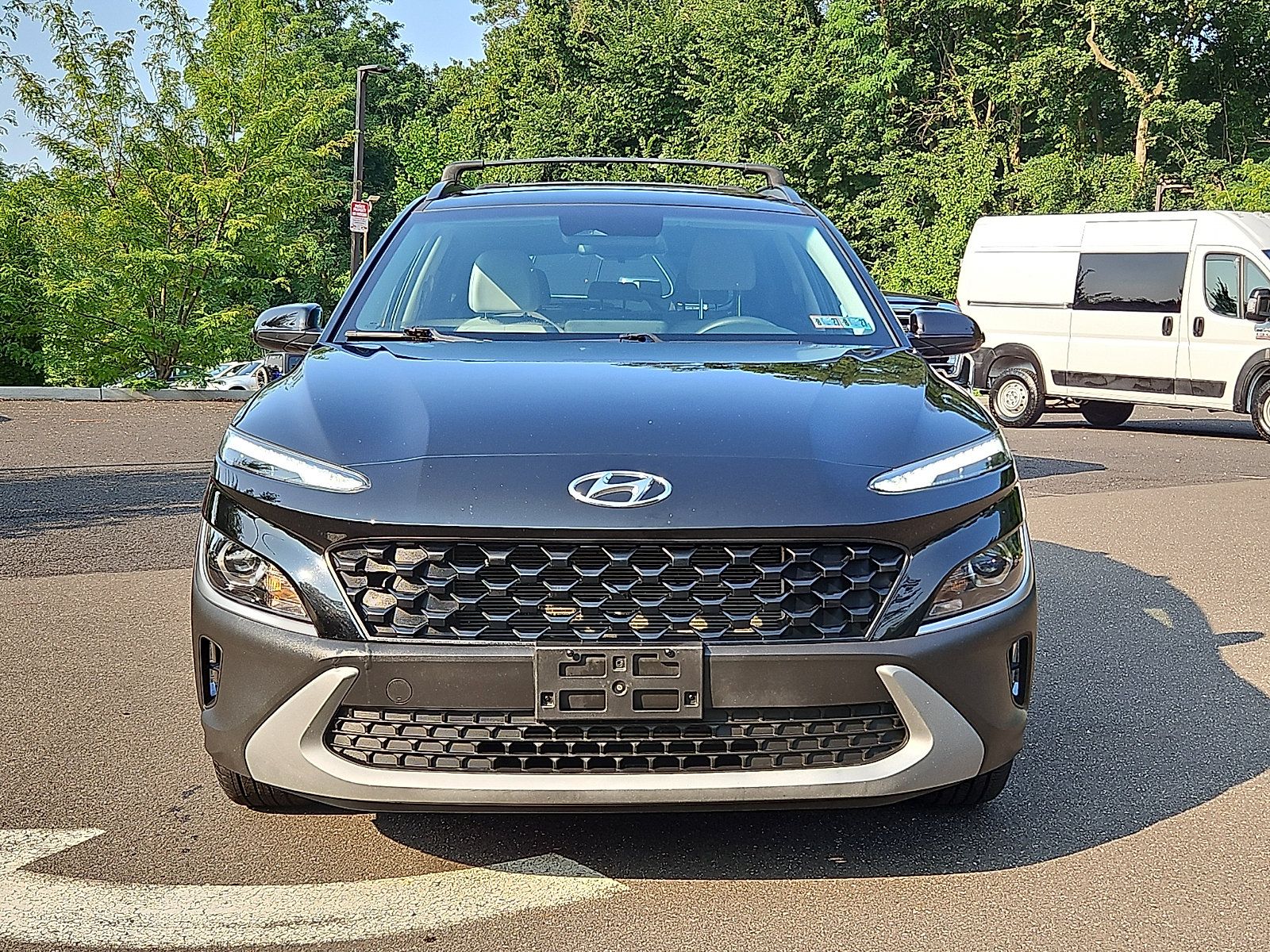 Used 2023 Hyundai Kona SEL AWD/4WD image 2