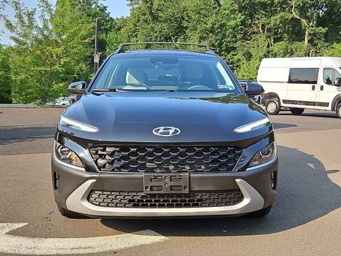 Used 2023 Hyundai Kona SEL AWD/4WD image 2