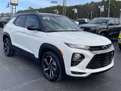 Certified 2023 Chevrolet TrailBlazer RS w/ Convenience Package image 6