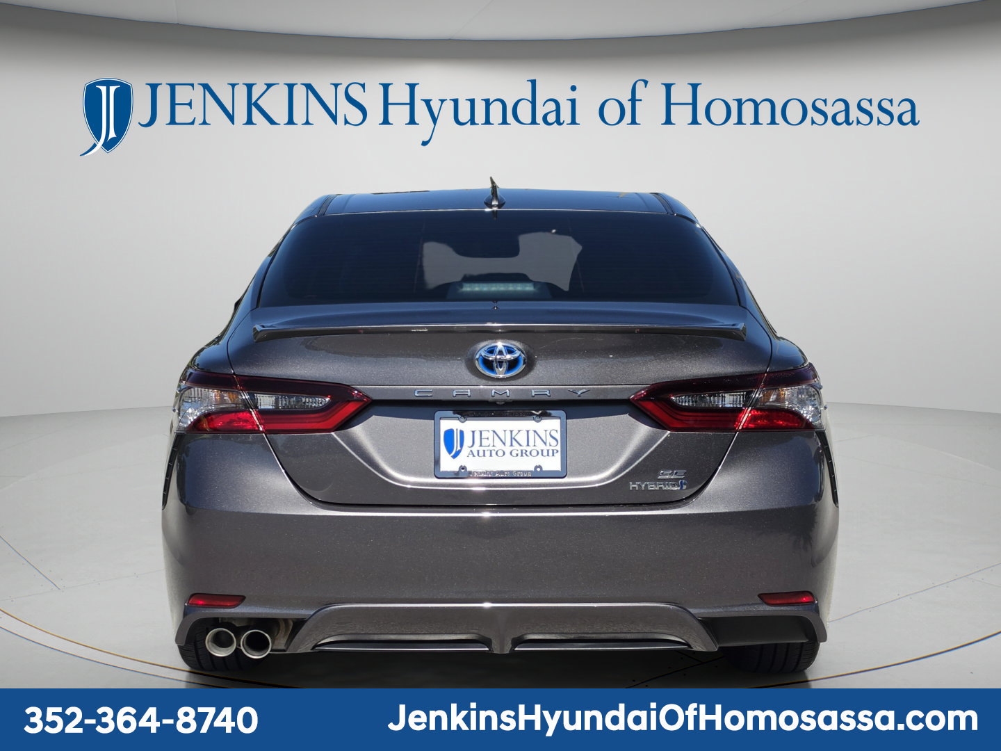 Used 2024 Toyota Camry SE w/ Audio Upgrade Package FWD image 5