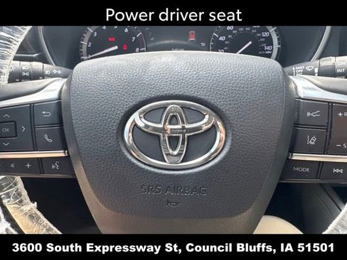 Used 2020 Toyota Highlander Limited w/ Protection Package #3 AWD/4WD image 19