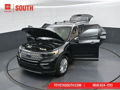 Used 2020 Ford Explorer Limited w/ Class III Trailer Tow Package image 59