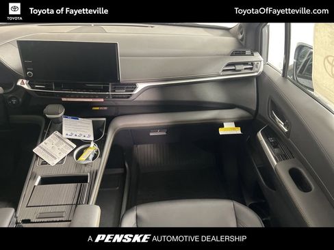 New 2026 Toyota Sienna XLE Woodland Edition image 16
