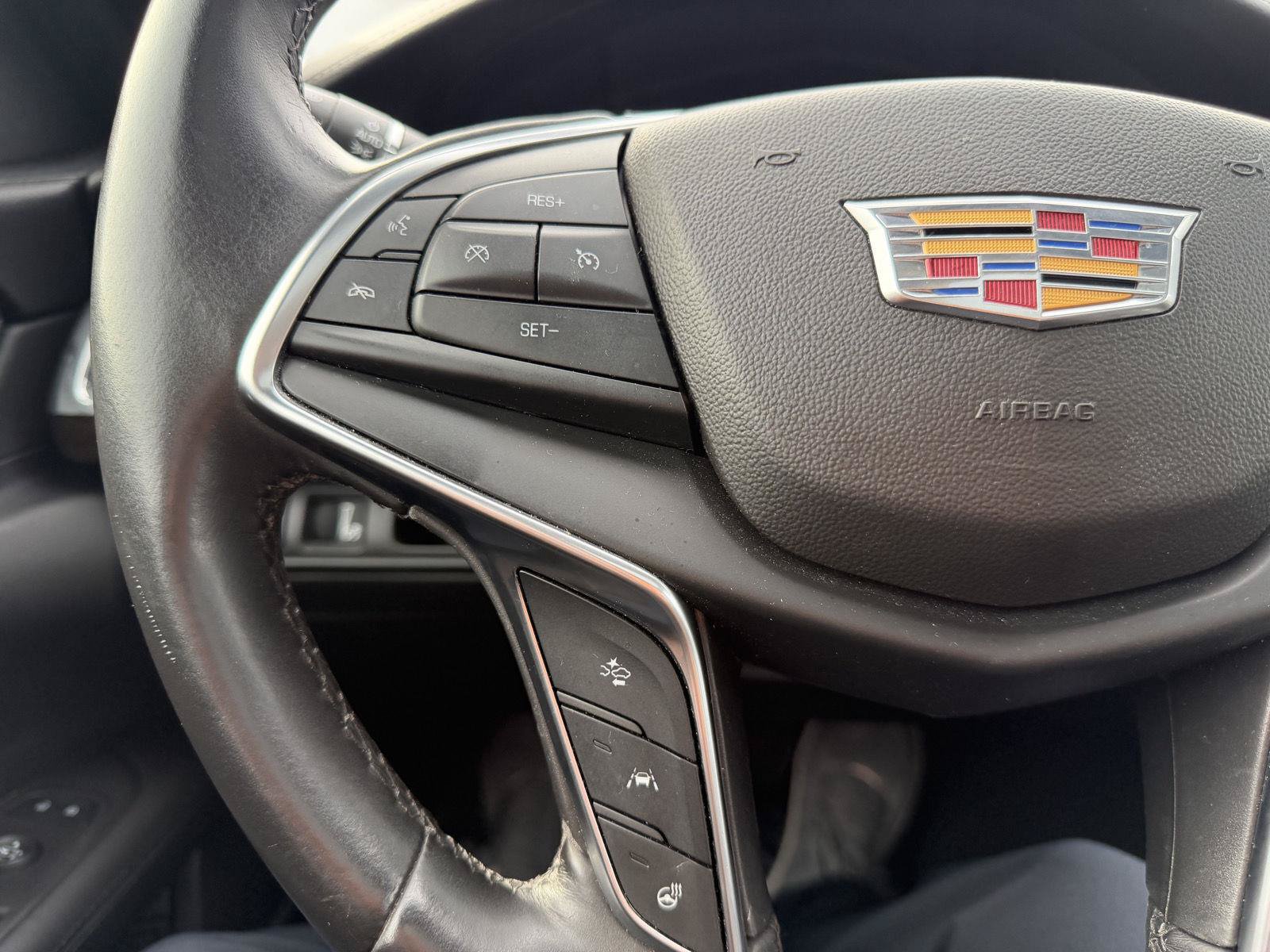 Used 2018 Cadillac CT6 Luxury AWD/4WD image 16