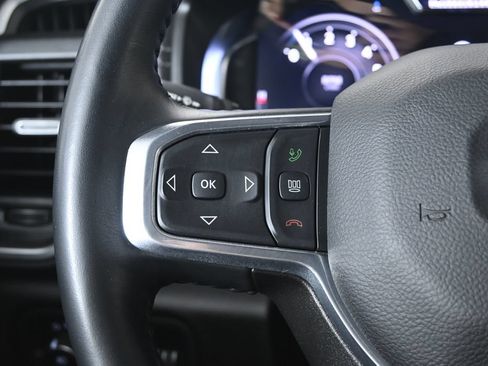 Used 2023 RAM 1500 Laramie AWD/4WD image 36