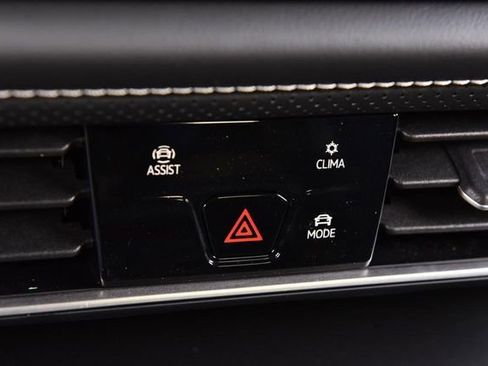 New 2026 Volkswagen Atlas Cross Sport SE image 14