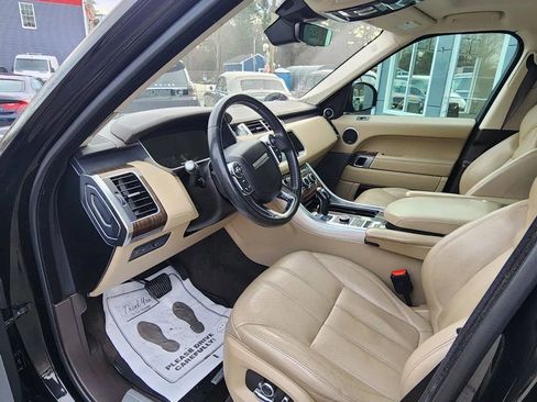 Used 2017 Land Rover Range Rover Sport HSE image 9