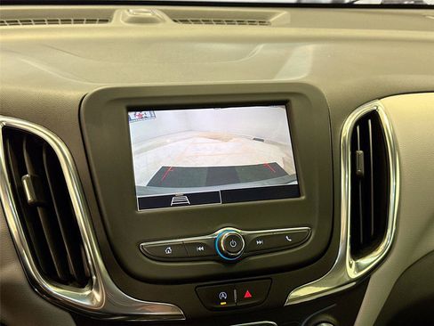 Used 2023 Chevrolet Equinox LS AWD/4WD image 13