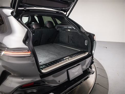 New 2026 Aston Martin DBX 707 image 37