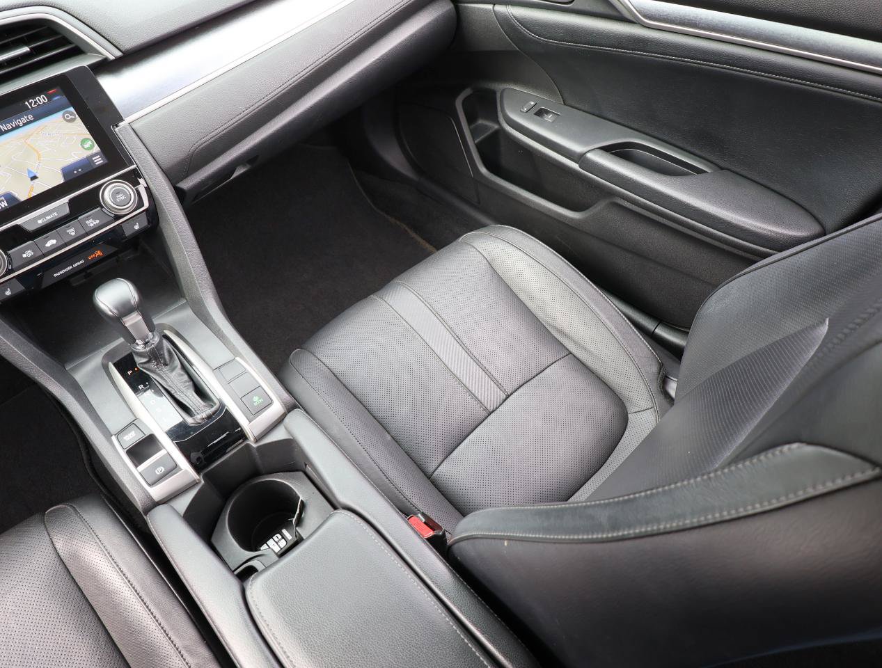 Used 2017 Honda Civic Touring image 18