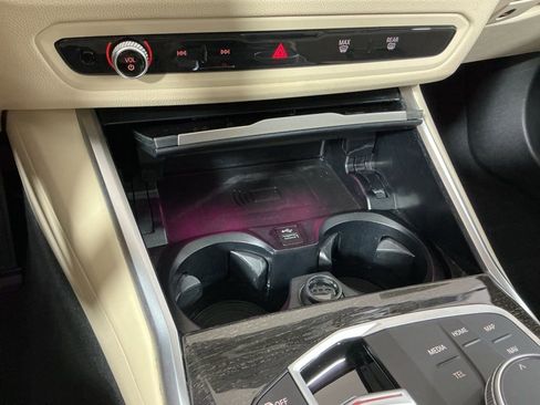 Certified 2023 BMW 330i Sedan w/ Convenience Package image 15