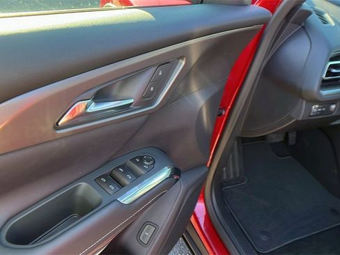 New 2026 Chevrolet Traverse LT image 12