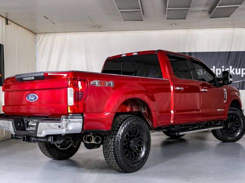 Used 2019 Ford F250 XLT w/ XLT Premium Package AWD/4WD image 8
