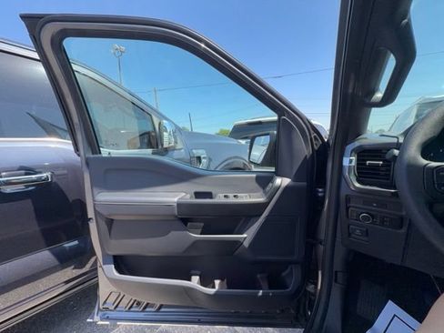 Used 2025 Ford F150 STX RWD image 19