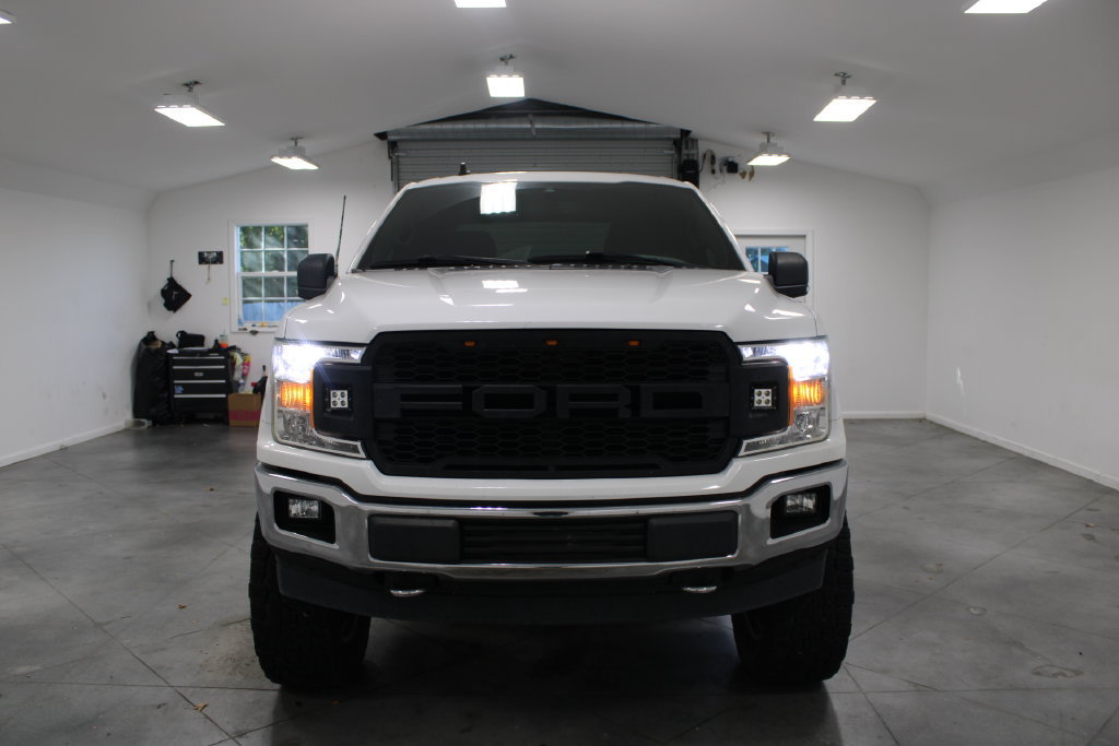 Used 2019 Ford F150 XLT w/ Equipment Group 302A Luxury AWD/4WD image 3