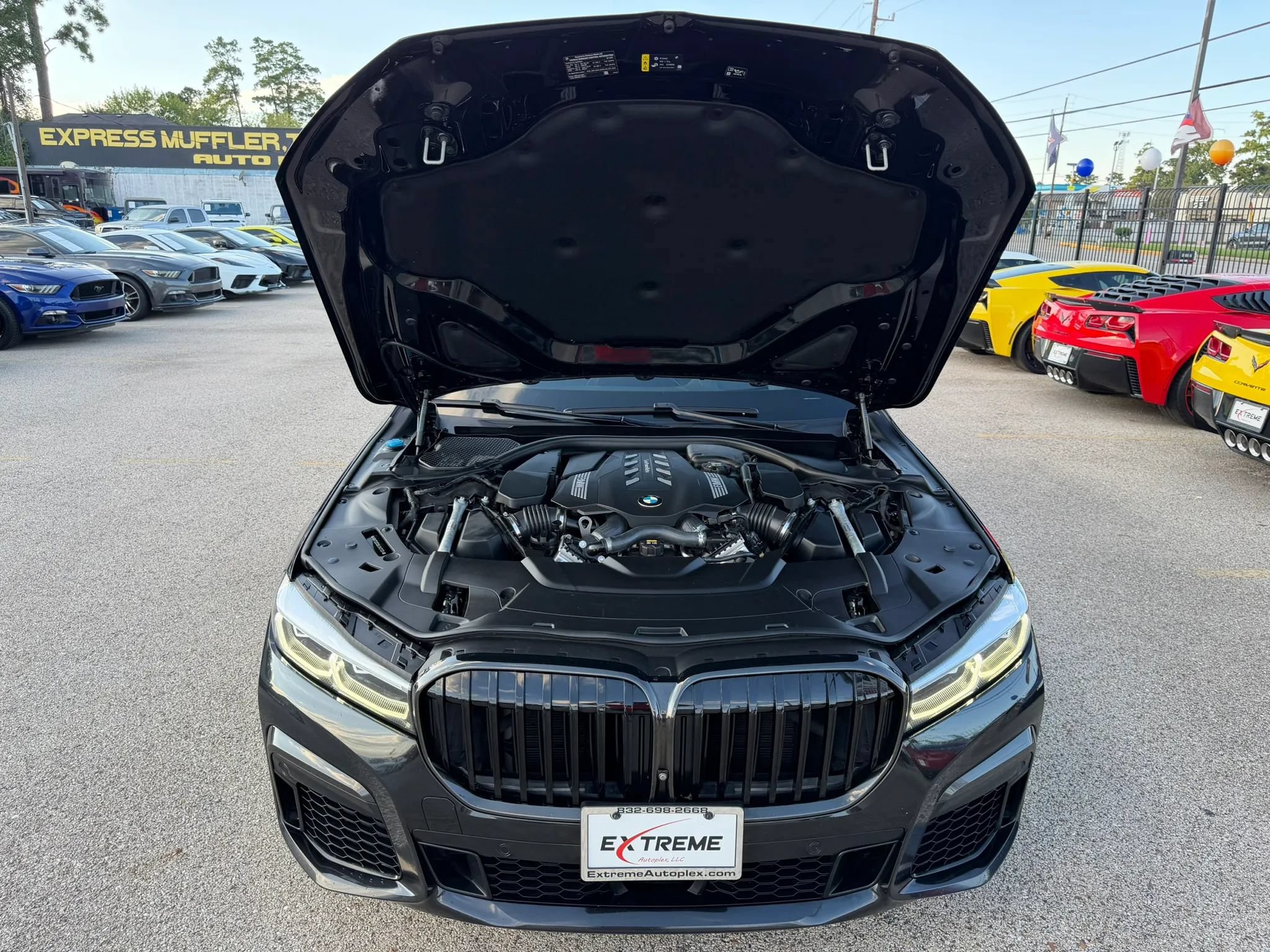 Used 2020 BMW 750i xDrive w/ Autobahn Package AWD/4WD image 46