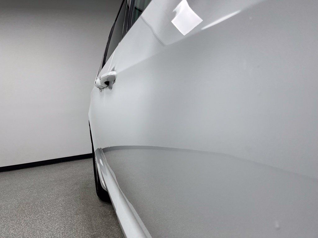 Used 2024 Chrysler Pacifica Touring-L FWD image 12