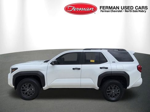 Used 2025 Toyota 4Runner SR5 image 6