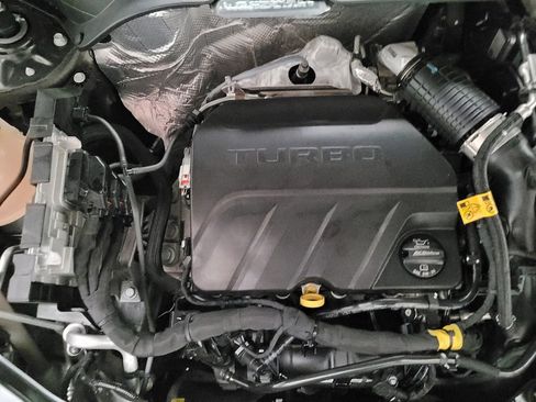 Used 2024 Chevrolet Trax LS FWD image 30