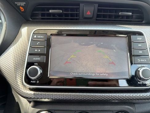 Used 2018 Nissan Kicks S FWD image 24