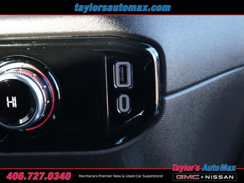 Used 2024 GMC Sierra 2500 SLE w/ SLE Convenience Package image 19