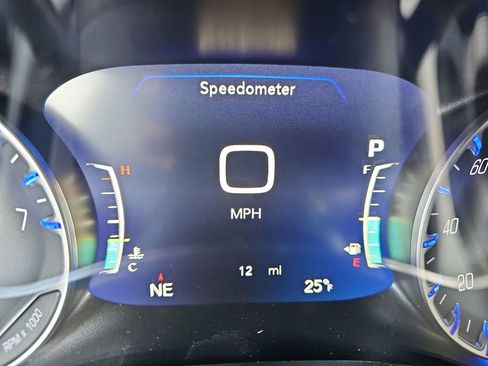 New 2026 Chrysler Pacifica Limited image 17