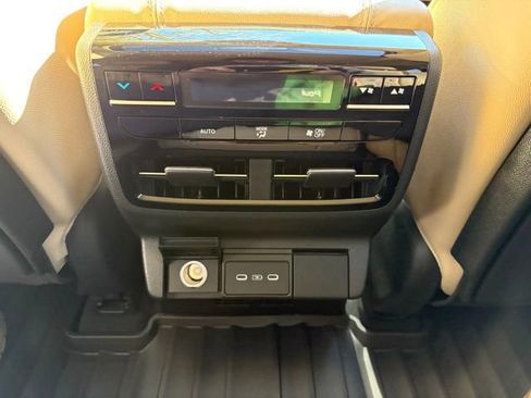 New 2026 Acura MDX SH-AWD image 20