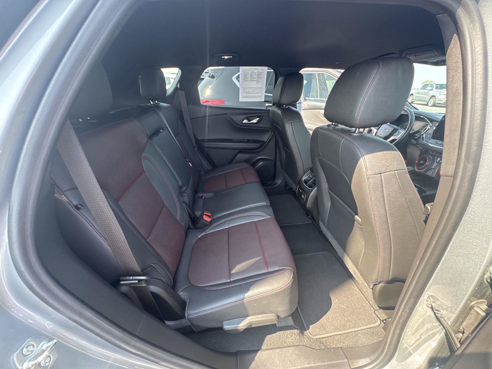 Used 2025 Chevrolet Blazer RS FWD image 15