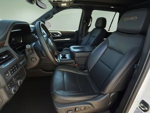 Used 2023 Chevrolet Tahoe High Country image 19