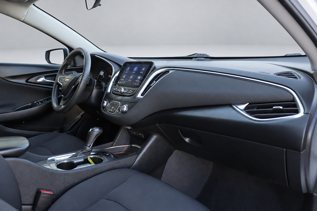 Used 2020 Chevrolet Malibu LT FWD image 22