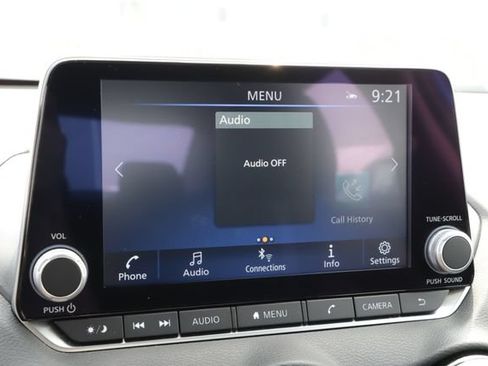 Used 2025 Nissan Sentra SV FWD image 29